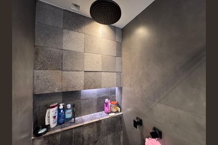 Apartamento à venda com 82m², 2 quartos e 1 vagaSuíte 1 - Banheiro