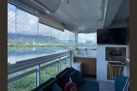 Apartamento à venda com 82m², 2 quartos e 1 vagaVaranda