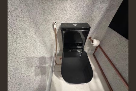 Apartamento à venda com 82m², 2 quartos e 1 vagaSuíte 1 - Banheiro