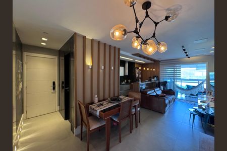 Sala de apartamento à venda com 2 quartos, 82m² em Barra da Tijuca, Rio de Janeiro