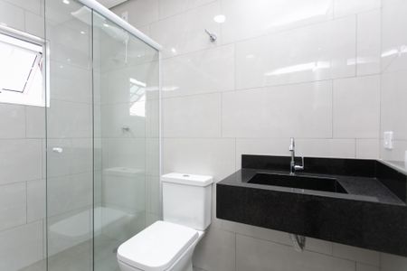 Casa à venda com 150m², 2 quartos e 2 vagasBanheiro da Suíte 2 