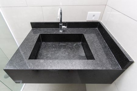 Casa à venda com 150m², 2 quartos e 2 vagasBanheiro da Suíte 1