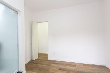 Casa à venda com 150m², 2 quartos e 2 vagasSuíte 2 