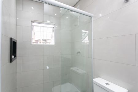 Casa à venda com 150m², 2 quartos e 2 vagasBanheiro da Suíte 2 