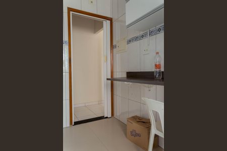 Apartamento à venda com 53m², 2 quartos e 1 vagaCozinha