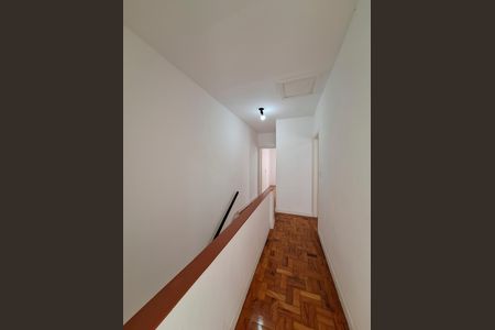 Hall de casa para alugar com 4 quartos, 163m² em Jardim São Paulo, São Paulo