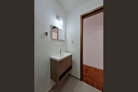 Casa para alugar com 163m², 4 quartos e 1 vagaBanheiro