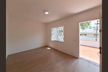 Sala de casa para alugar com 4 quartos, 163m² em Jardim São Paulo, São Paulo