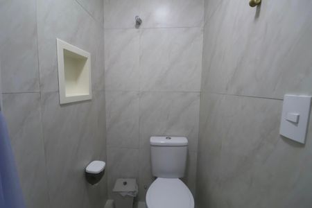 Apartamento para alugar com 90m², 3 quartos e 1 vaga Apartamento para alugar com 90m², 3 quartos e 1 vagaBanheiro Suíte 2
