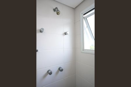 Apartamento para alugar com 163m², 3 quartos e 3 vagasChuveiro da Suíte 1