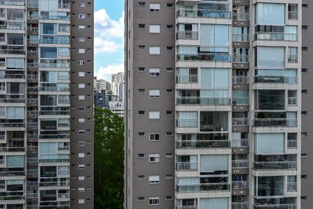 Apartamento para alugar com 163m², 3 quartos e 3 vagasVista da Suíte 2