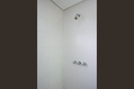 Apartamento para alugar com 163m², 3 quartos e 3 vagasChuveiro do Banheiro da Suíte 2