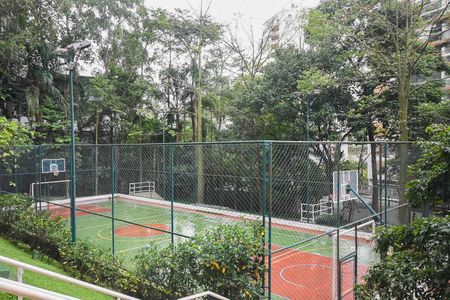 Apartamento para alugar com 163m², 3 quartos e 3 vagas Apartamento para alugar com 163m², 3 quartos e 3 vagasQuadra