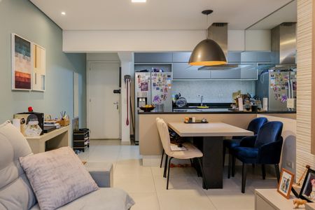 Apartamento à venda com 85m², 3 quartos e 2 vagas Apartamento à venda com 85m², 3 quartos e 2 vagasSala