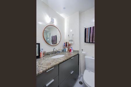 Apartamento à venda com 85m², 3 quartos e 2 vagas Apartamento à venda com 85m², 3 quartos e 2 vagasBanheiro