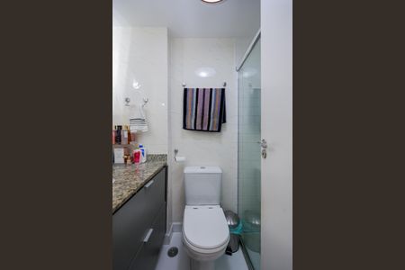 Apartamento à venda com 85m², 3 quartos e 2 vagas Apartamento à venda com 85m², 3 quartos e 2 vagasBanheiro