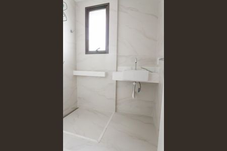 Apartamento à venda com 70m², 2 quartos e 2 vagasBanheiro suite 2