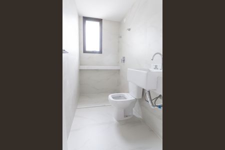 Apartamento à venda com 70m², 2 quartos e 2 vagasBanheiro suite 1