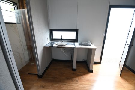 Cozinha de kitnet/studio para alugar com 1 quarto, 18m² em Parque dos Pomares, Campinas
