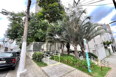 Apartamento à venda com 60m², 2 quartos e 2 vagasFachada