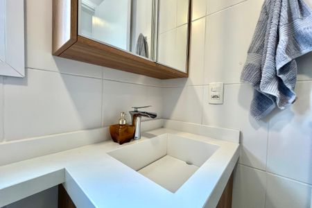 Apartamento à venda com 60m², 2 quartos e 2 vagasBanheiro da Suíte