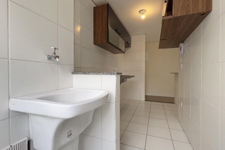 Apartamento à venda com 56m², 2 quartos e 1 vagaCozinha e Área de Serviço