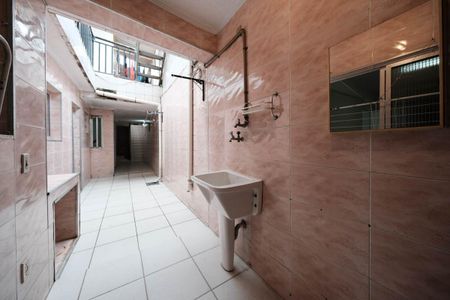 Casa para alugar com 70m², 2 quartos e sem vagaÁrea de Serviço