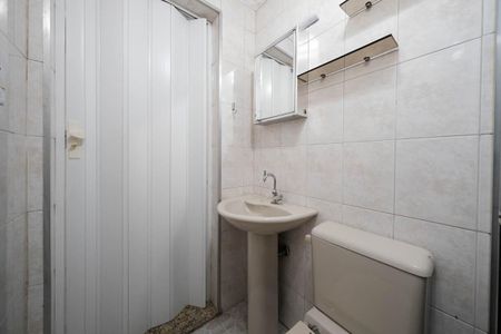 Casa para alugar com 70m², 2 quartos e sem vagaBanheiro