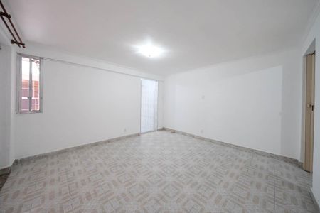Sala de casa para alugar com 2 quartos, 70m² em Vila Rio Branco, São Paulo