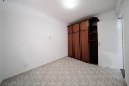 Quarto 2 de casa para alugar com 2 quartos, 70m² em Vila Rio Branco, São Paulo