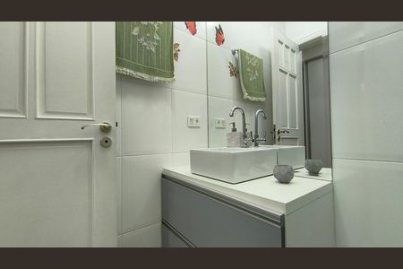 Casa à venda com 150m², 2 quartos e 2 vagasBanheiro