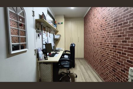 Casa à venda com 150m², 2 quartos e 2 vagasEscritório 