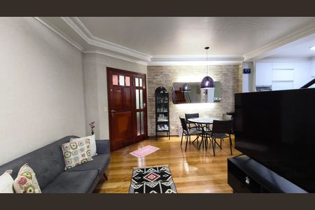 Casa à venda com 150m², 2 quartos e 2 vagasSala