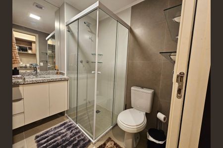 Banheiro de kitnet/studio à venda com 1 quarto, 26m² em Vila Cordeiro, São Paulo