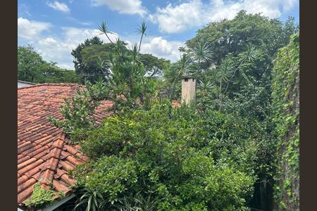 Casa à venda com 390m², 4 quartos e sem vaga