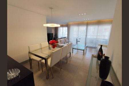 Apartamento à venda com 117m², 3 quartos e 2 vagas