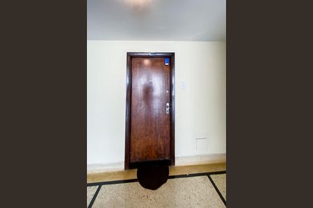 Apartamento para alugar com 80m², 2 quartos e 1 vaga Apartamento para alugar com 80m², 2 quartos e 1 vagaLockBox