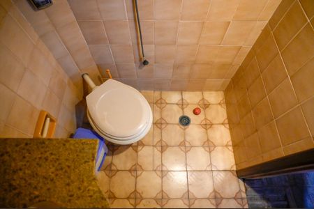 Casa para alugar com 350m², 7 quartos e 6 vagasBanheiro de Serviço