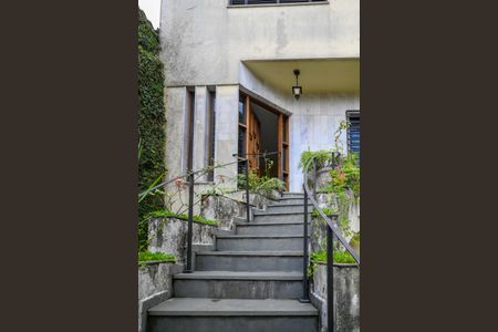 Casa para alugar com 350m², 7 quartos e 6 vagasEntrada