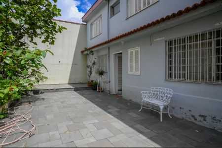 Casa para alugar com 350m², 7 quartos e 6 vagasQuintal