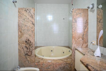 Casa para alugar com 350m², 7 quartos e 6 vagasBanheiro Suíte