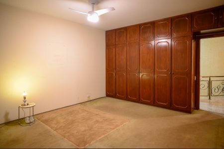 Casa para alugar com 350m², 7 quartos e 6 vagasSuíte