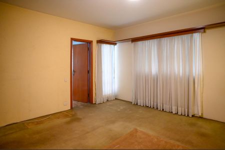 Casa para alugar com 350m², 7 quartos e 6 vagasSuíte