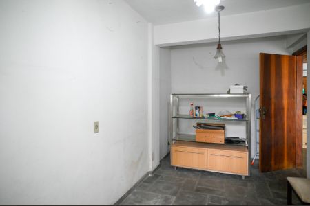 Casa para alugar com 350m², 7 quartos e 6 vagasEscritório