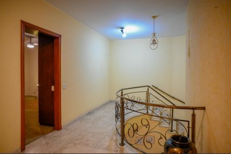 Casa para alugar com 350m², 7 quartos e 6 vagasCorredor/Circulação