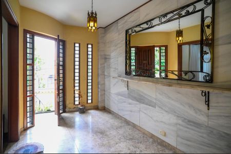 Casa para alugar com 350m², 7 quartos e 6 vagasHall de entrada