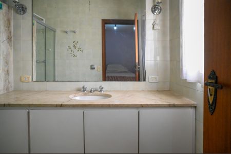 Casa para alugar com 350m², 7 quartos e 6 vagasBanheiro Suíte 3