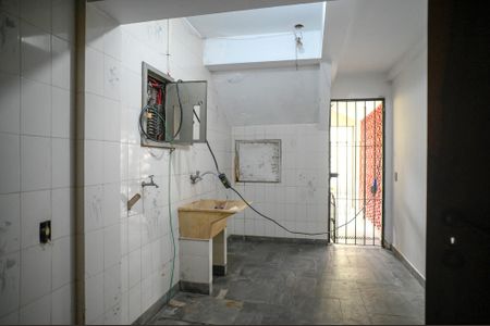 Casa para alugar com 350m², 7 quartos e 6 vagasÁrea de Serviço 2