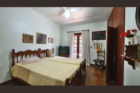 Casa à venda com 4 quartos, 500m² em Piratininga, Niterói