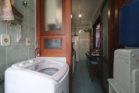 Apartamento à venda com 60m², 1 quarto e sem vagaCozinha e Área de Serviço